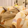 Conjunto de Roupa de Cama de Flanela de Algodão Lavado com Estampa Fresca Quatro Peças Lençol Capa de Edredom Fronha Fronha Conjunto de Três Peças para Cama de Solteiro de Dormitório Estudantil
