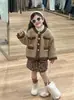 Colección de Invierno 2024 Nuevo Estilo Coreano Ropa Infantil Suéter Chic para Niñas con Falda Estampada de Leopardo