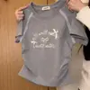 Camiseta Raglan Manga Curta Bordada com Laço de Renda Estilo Verão 2026 para Mulheres, Estilo Preppy Ajuste Slim Top Tendência
