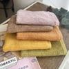 Pañuelo cuadrado de fibra de bambú de canción juvenil con jacquard liso 34 * 34 cm toalla mediana absorbente regalo toalla de mano logo bordado