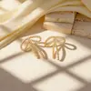 Pendientes Únicos de Textura Dorada Estilo Europeo y Americano de Nicho de Alta Gama, Pendientes Exagerados y Únicos Hermosos, Accesorios de Oreja Elegantes al por Mayor