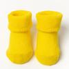 Calcetines para Bebé Recién Nacido, Calcetines Gruesos y Cálidos para Casa, Calcetines Rojos de Felpa de Tubo Medio para Bebés, Antideslizantes, No Aprietan, Suaves