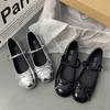 Elegante All-match Estilo francês salto grosso Mary Jane Shoes Mulheres 2024 Verão Nova Fada rasa Chanel estilo redondo Toe Single-layer Shoes