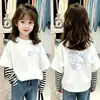 Camiseta de manga larga a rayas para niña, nueva colección de otoño 2026, top de algodón puro para bebés, camiseta interior infantil para otoño