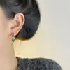 Brincos de Estrela Assimétricos para Mulheres, Design de Nicho, Personalidade Versátil de Alta Qualidade, Argolas de Orelha Estilo Ins, Novo Modelo para 2026