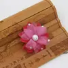 0383 Venta Directa de Fábrica Estilo Coreano Ropa Unisex Tela Broche Accesorios Adornos para la Cabeza Sombrero Flor con Cuentas Tridimensionales y Pedrería