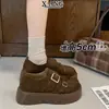 Sapatos femininos estilo Birkenstock, de couro genuíno, com sola grossa, que aumentam a altura, totalmente fechados, coleção outono 2026, versáteis, leves, mocassins casuais