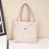 Estilo Japonés 2026 Nuevo Bolso para Mujer Gran Capacidad Bolso de Mano de Nylon Moda Floral Bolsa para el Almuerzo Bolso Tote