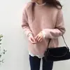 Nueva colección de otoño: Suéter de alta gama para mujer de piel de mapache en color rosa melocotón cremoso, con un diseño único y elegante con un ambiente relajado y casual para el invierno.