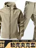 Conjunto de Jaqueta Softshell Impermeável e à Prova de Vento, Jaqueta Quente Três em Um, Jaqueta Camuflada, Casaco de Algodão, Personalizável