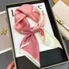 Pañuelo Cuadrado Pequeño con Estampado Geométrico Nuevo 2024 para Mujer, Pañuelo de Seda Versátil para Primavera y Verano, Elegante Accesorio para Camisa Profesional