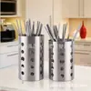 Soporte para Brochetas de Acero Inoxidable Soporte para Palillos Soporte para Brochetas de Bambú Soporte para Popotes Jaula para Palillos Estante para Palillos Caja con Forma de Huevo Palillos Perforados de 1 mm