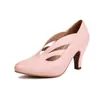 2026 Nova Primavera Novidades Bico Redondo Salto Alto Vazado Retrô Sapatos Femininos Tamanho Grande Cor Sólida Mocassins