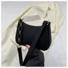 Bolsa Tendência 2025 com Design Francês de Nicho para Mulheres, Bolsa de Ombro Versátil de Corrente de Alto Padrão, Bolsa de Ombro em Feltro
