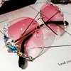 Gafas de Sol Estilo Nuevo 2026 para Mujer, Anti-UV, Protección Solar, Adelgazantes para Rostro Redondo, Populares Gafas de Sol con Pedrería para Mujer, Tendencia Estilo Coreano Ins