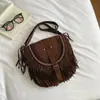 2026 nova bolsa de praia, bolsa de ombro, bolsa transversal, camurça sintética com franjas, grande capacidade, bolsa de viagem de outono para mulheres
