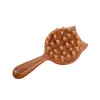 Pente de Sândalo Dourado Natural com 8 Dentes para Cabeça, Raspador Corporal Multifuncional, Escova para Terapia Capilar, Massagem de Meridianos, Pente para Cabelos Cacheados