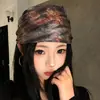 Lenço Triângulo Headscarf Estilo Americano Doce e Cool Hip-Hop para Mulheres, Moda de Alta Qualidade Personalidade Head Wrap Lenço de Pescoço Acessório de Pescoço