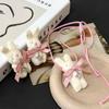 Dulce y Linda Chica de Ballet Lazo de Cinta Conejito de Peluche Collar Cadena para Clavícula Femenina de Moda
