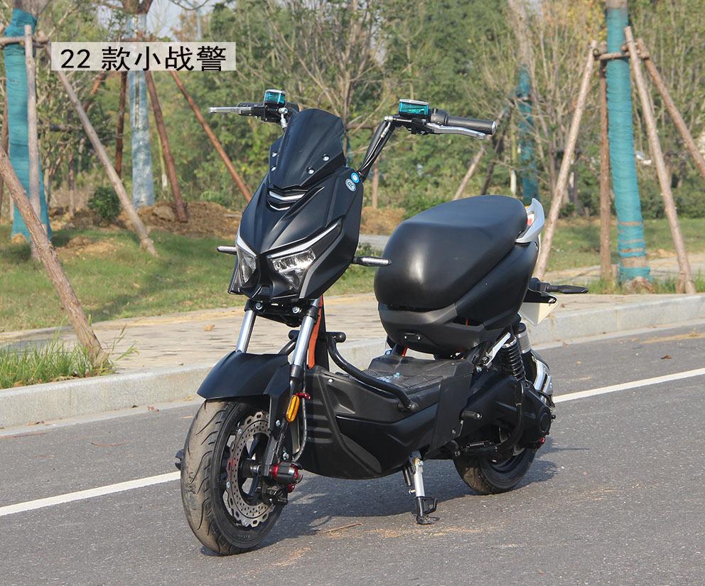 22款小战警-前侧视.jpg