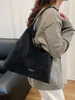 Bolsa de Mano Retro Escarchada de Gran Capacidad Súper Popular Transfronteriza para Mujer, Bolso de Hombro Versátil de Moda Nueva, Bolso de Mano