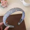 Faixa de Cabeça com Coroa Alta para Mulheres, Novo Estilo com Toque de Luxo, Faixa de Cabelo Larga Versátil para Sair, Acessório de Cabelo para Lavar o Rosto