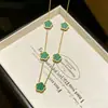 Colar de Aço Titânio Cinza com Flor de Cinco Pétalas, Estilo Coreano, Elegante e Versátil, Corrente para Clavícula, Bestseller Transfronteiriço