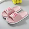 Pantuflas 2025 Nuevas de Verano de Plástico para el Hogar para Mujer, Sandalias Antideslizantes de Baño para Interiores y Exteriores, para Pareja