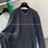 Camiseta de manga larga bordada de dibujos animados estilo americano para mujer, nuevo diseño de otoño e invierno, top interior cálido