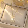 Moda Exquisita Japonesa Coreana Concha Branca Totalmente Diamantada Saia Pequena Colar Micro-incrustado Corrente de Clavícula Super Brilhante Estilo Celebridade da Internet para Meninas Luxo Leve em Forma de Leque
