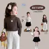 Suéter de Cuello Alto con Cabeza de Conejo Estilo Coreano para Niñas Otoño/Invierno 2026 Nueva Moda Infantil Suéter de Punto Elegante para Niñas Pequeñas