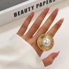 Anillo Abierto Asimétrico Entrelazado Transfronterizo Europeo y Americano con Perla de Imitación, Exagerado Estilo Ins, Metal con Pliegues en Forma de Hoja para Mujer