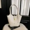 2026 diseño de nicho bolsa francesa para la axila bolso de mano coreano de alta gama moda vintage bolso de hombro para el día a día