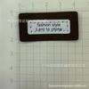 Fornecedor Fabrica Etiquetas de Couro PU de Camada Dupla com Letras Impressas Bem Costuradas para Sapatos, Roupas, Bolsas e Pequenas Sacolas de Vestuário