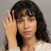 Anillo de Zirconia con Diamantes Completos de Venta Caliente para Mujer, Estilo de Lujo Ligero de Nicho, Estilo Ins Europeo y Americano, No se Desvanece, Venta al por Mayor