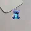 Protetor de Porta de Carregamento de Celular Apple e Porta Tipo-C de Acrílico Fofo do Stitch à Prova de Poeira