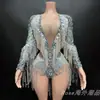 Nuevo Vestido de Danza Latina Brillante con Flecos 2025 en Color Nude, Ajustado, Elegante, Sexy, Mono Ultra Corto