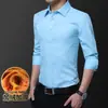 Camisa Masculina Outono e Inverno Slim-fit Sem Ferro Profissional Social Branca com Forro de Lã Camisa Base Camisa de Manga Longa Roupa Masculina