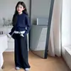 Conjunto de Suéter de Encaje para Niñas Primavera y Otoño 2025 Nuevo Estilo Coreano Diseño Moderno Conjunto de Dos Piezas de Punto Holgado para Niños Mayores