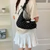 Bolso bandolera de gran capacidad estilo coreano casual minimalista nicho femenino lunares plisado bajo el brazo 2026 nuevo