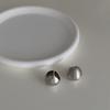 Pendientes de metal cepillado de plata de alta calidad para mujer, estilo vintage, con personalidad de nicho, sencillos, combinables y elegantes, a la moda.