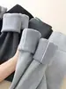 Leggings personalizados de lana color camello mate de alta gama, forrados de felpa, engrosados, pantalones cálidos para mujer, adecuados para usar al aire libre en invierno, se pueden confeccionar a medida, pantalones de algodón no restrictivos