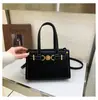 Comercio Exterior Transfronterizo Bolsos de Mujer 2025 Invierno Nuevo Estilo Moda de Alta Gama Bolso de Hombro Versátil Bolso de Mano Retro Bolso Cruzado
