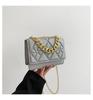 Bolsa Perolada Feminina 2024 Primavera Nova Alta Textura Estilo Chanel Corrente de Diamante Pequena Bolsa Quadrada Elegante Bolsa Feminina
