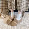 Chinelos de algodão com sola grossa para uso externo no outono e inverno, femininos, quentes, retrô, casuais, forrados com fleece, antiderrapantes, novo estilo para 2026
