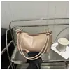 Bolsa Feminina Versátil Minimalista 2026 Novo Modelo Bolsa Transversal Feminina Grande Capacidade Moda Casual Bolsa de Ombro de Alta Qualidade