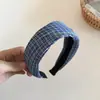 Diadema de tela plisada estilo retro universitario coreano con lunares y cuadros, de ala ancha, para chicas con estilo y coronilla alta