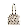 Bolso Cubo de Lunares Estilo Coreano Nuevo 2026 Bolso de Hombro con Cierre de Cordón para Mujer, Bolso de Mano Artístico para Viajes