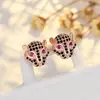 Pendientes Vintage de Leopardo Completamente Incrustados de Diamantes para Mujer, Accesorios para Orejas de Guepardo de Lujo Ligero con Diamantes Negros y Ojos Rosas, Pendientes de Animales de Estilo Maduro de Alta Gama