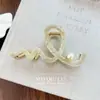 Pinza para el pelo de garra de metal de acetato Wave Moda Elegante Flor Parte trasera de la cabeza Moño Pinza Tiburón Accesorio para el cabello Venta al por mayor